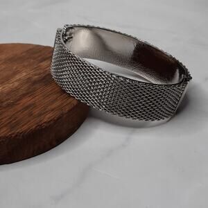 Silver Tone Mesh Hinge Bangle Bracelet